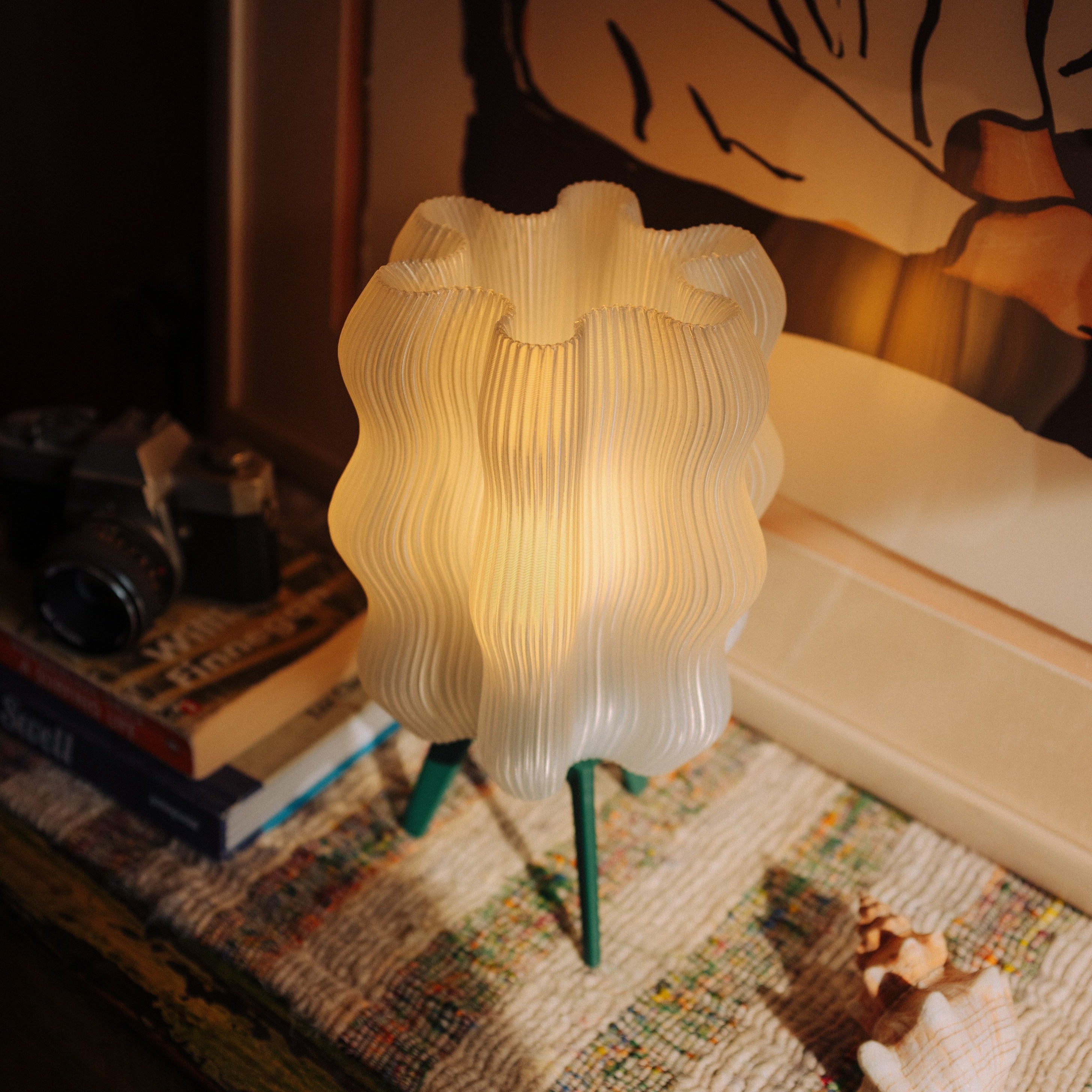 Wavy Lamp in forest from above next to camera