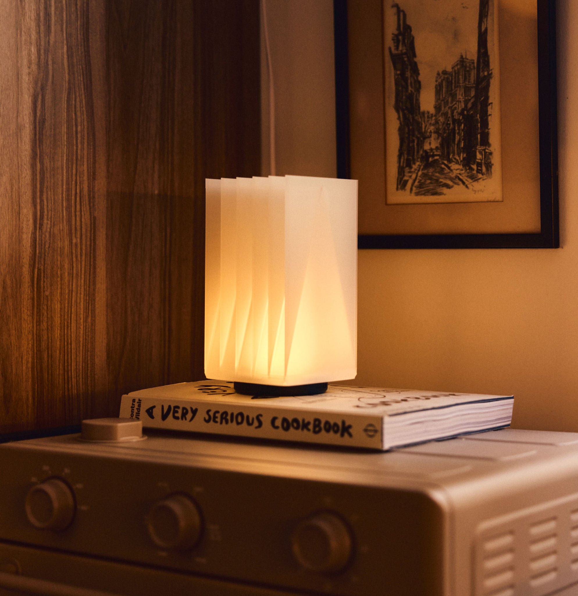 Cordless Fin Lamp in Natural in kitchen